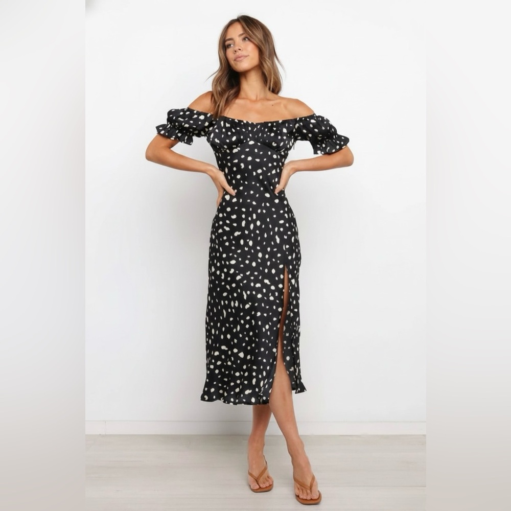 Petal & Pup Keyler Off the Shoulder Satin Midi Dress Size 8 Black & White Dot - Picture 2 of 10